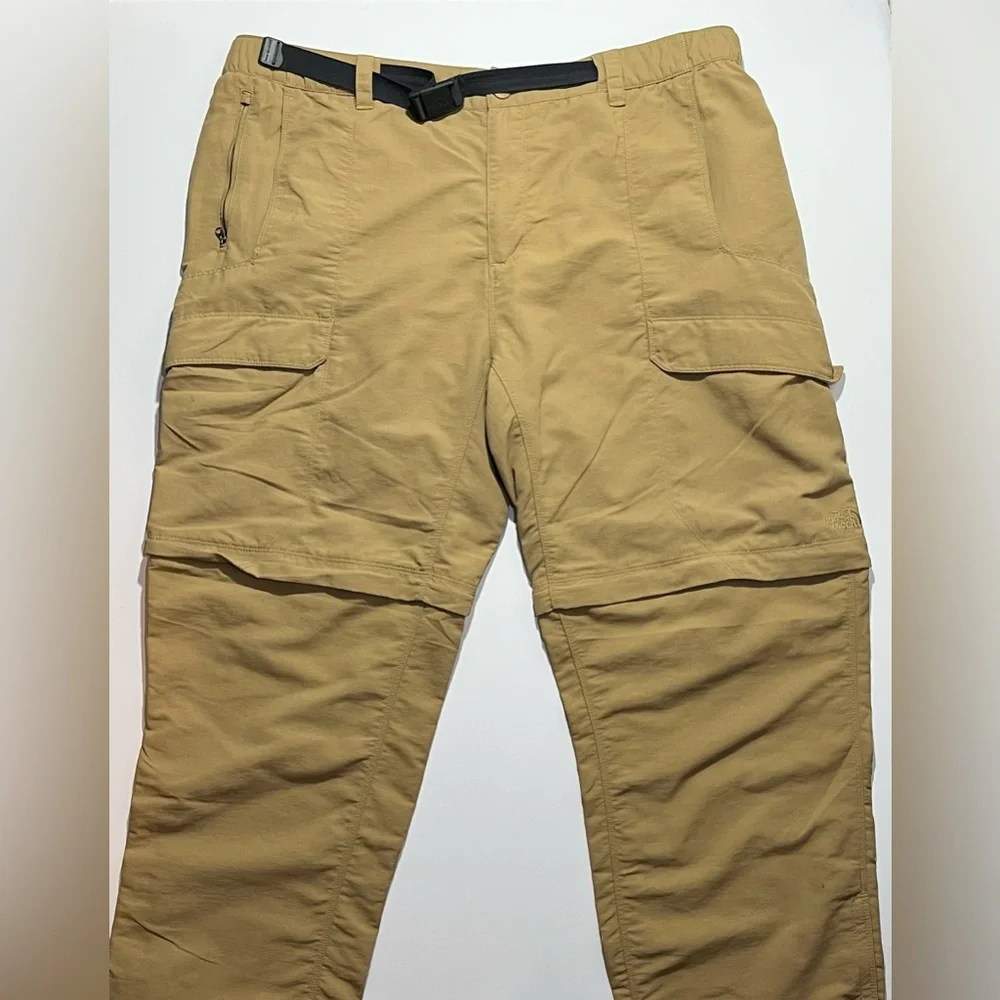 The North Face Convertible Khaki Cargo Nylon Belted Hiking Pants, XXL (40x30)
